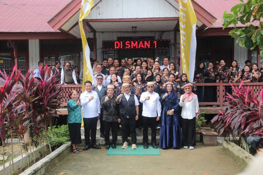 Akmal Malik Apresiasi Program Makan Bergizi Gratis di SMA 1 Mahulu